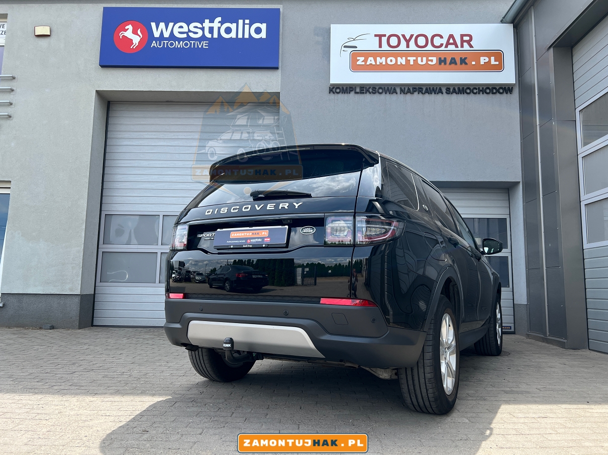 Vertikal BRINK odłączany hak holowniczy zamontowany w widocznym na zdjeciu samochodzie land rover discovery sport L550 2019 hybryda mhev